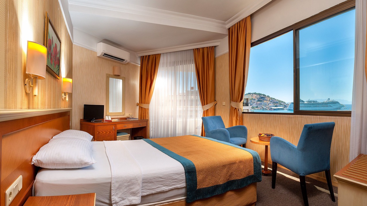 Photo of Bedroom in Kusadasi City Centre