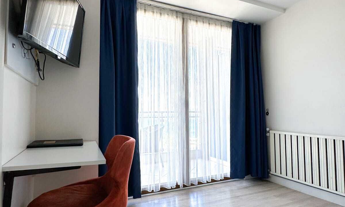 Photo of Bedroom in Adalar