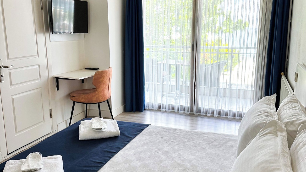 Photo of Bedroom in Adalar