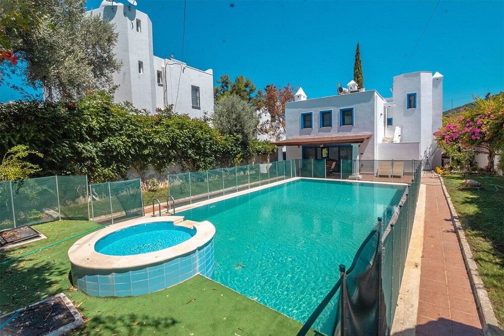 Photo of Outdoor in Torba