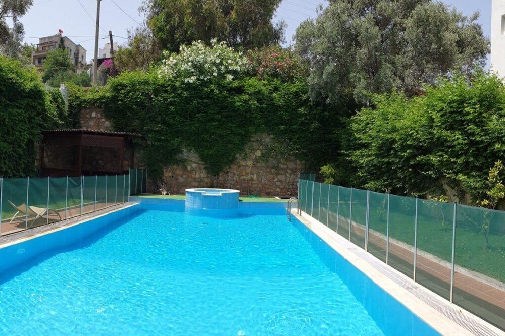 Photo of Outdoor in Torba