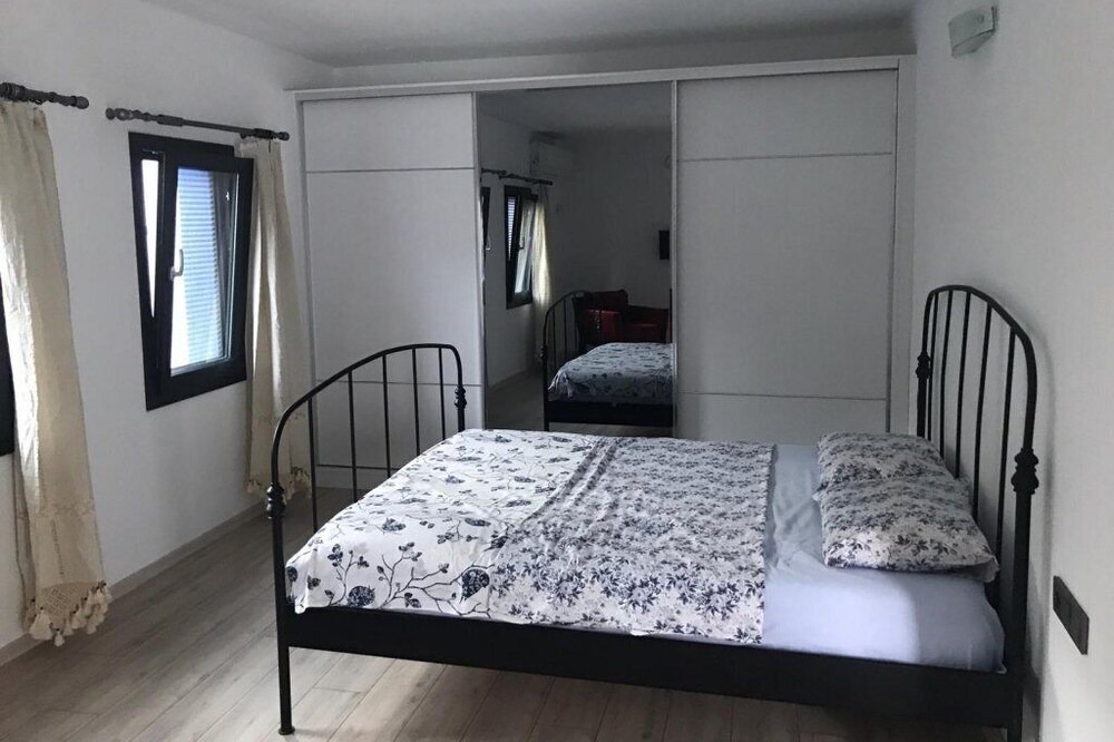 Photo of Bedroom in Torba