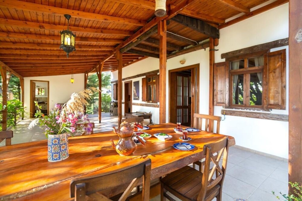Photo of Kitchen in Islamlar