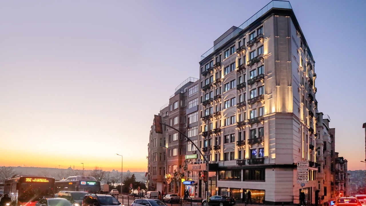 Photo of Outdoor in Pera