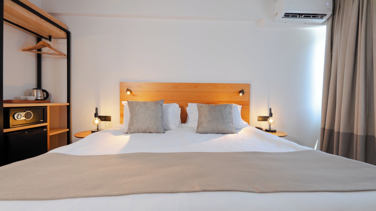 Photo of Bedroom in Pera