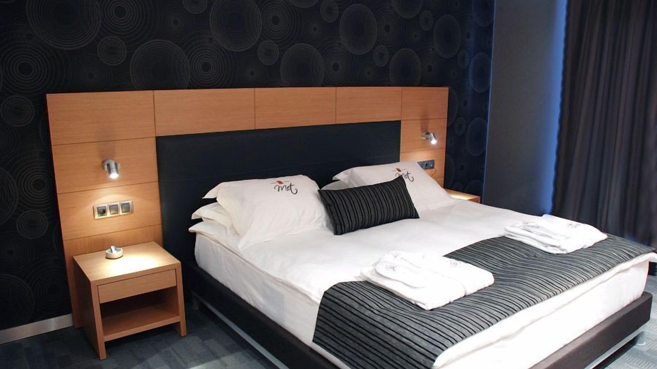 Photo of Bedroom in Izmir City Centre