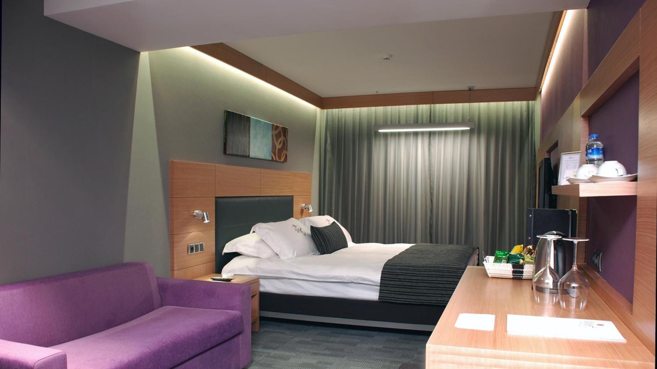 Photo of Bedroom in Izmir City Centre