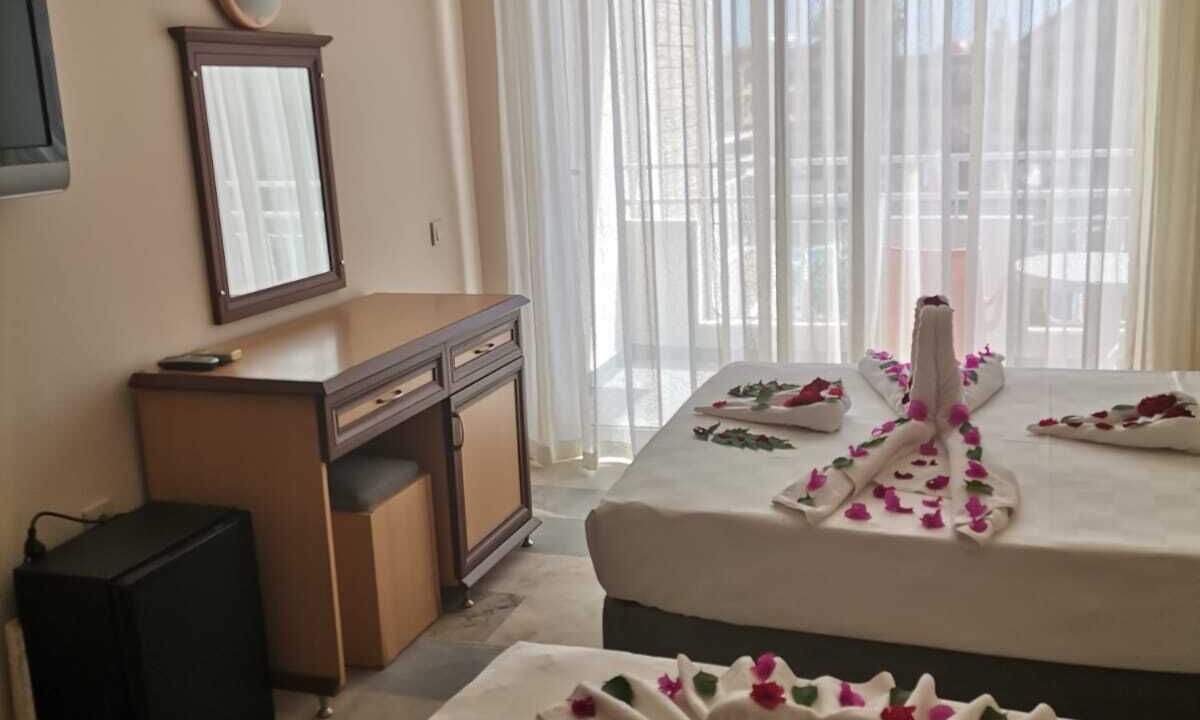 Photo of Bedroom in Side