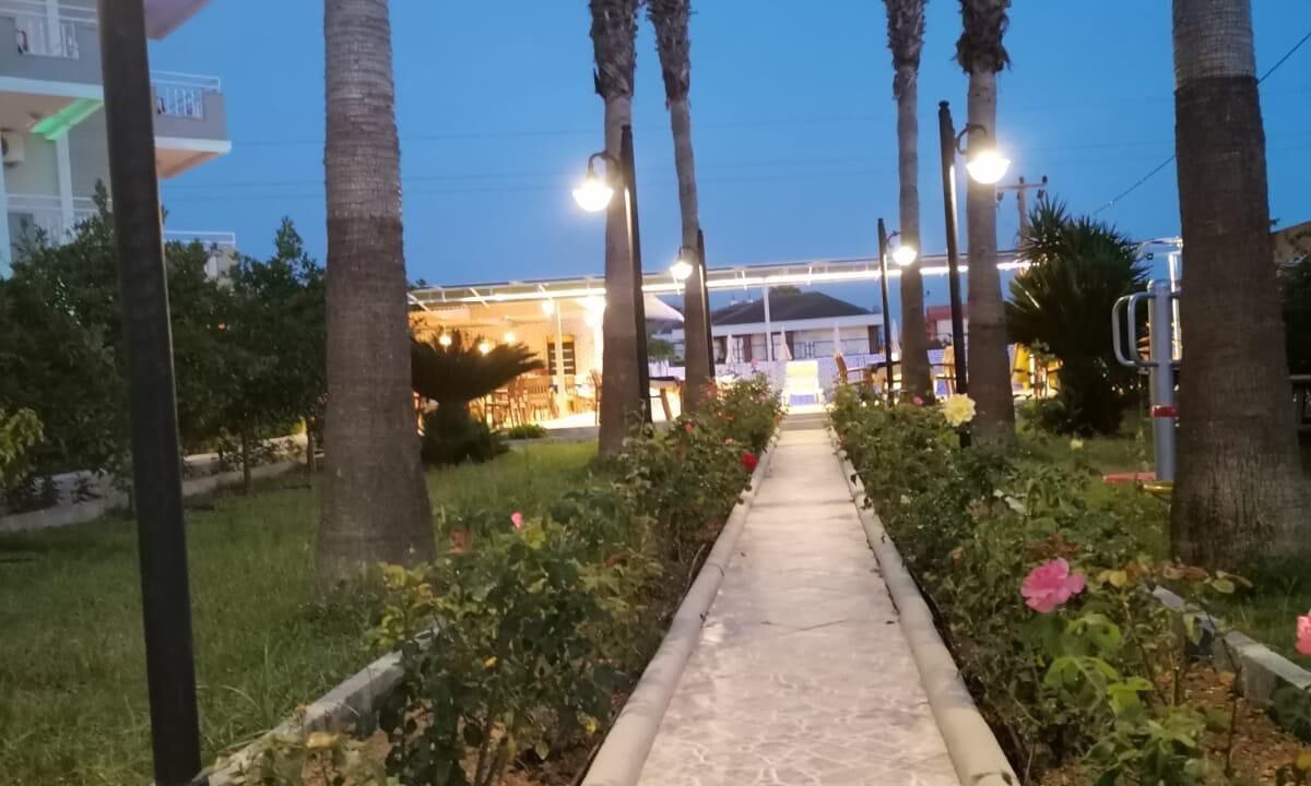 Photo of Outdoor in Side