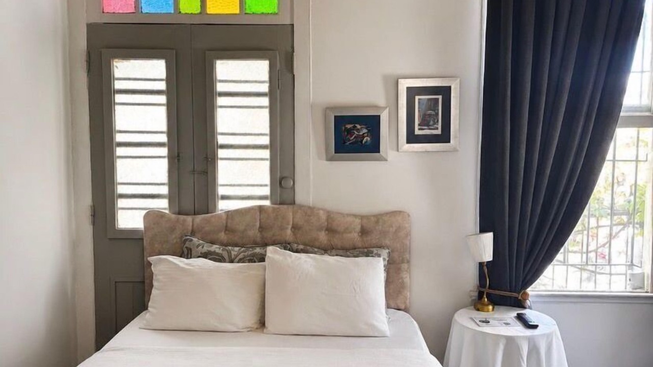 Photo of Bedroom in Adalar