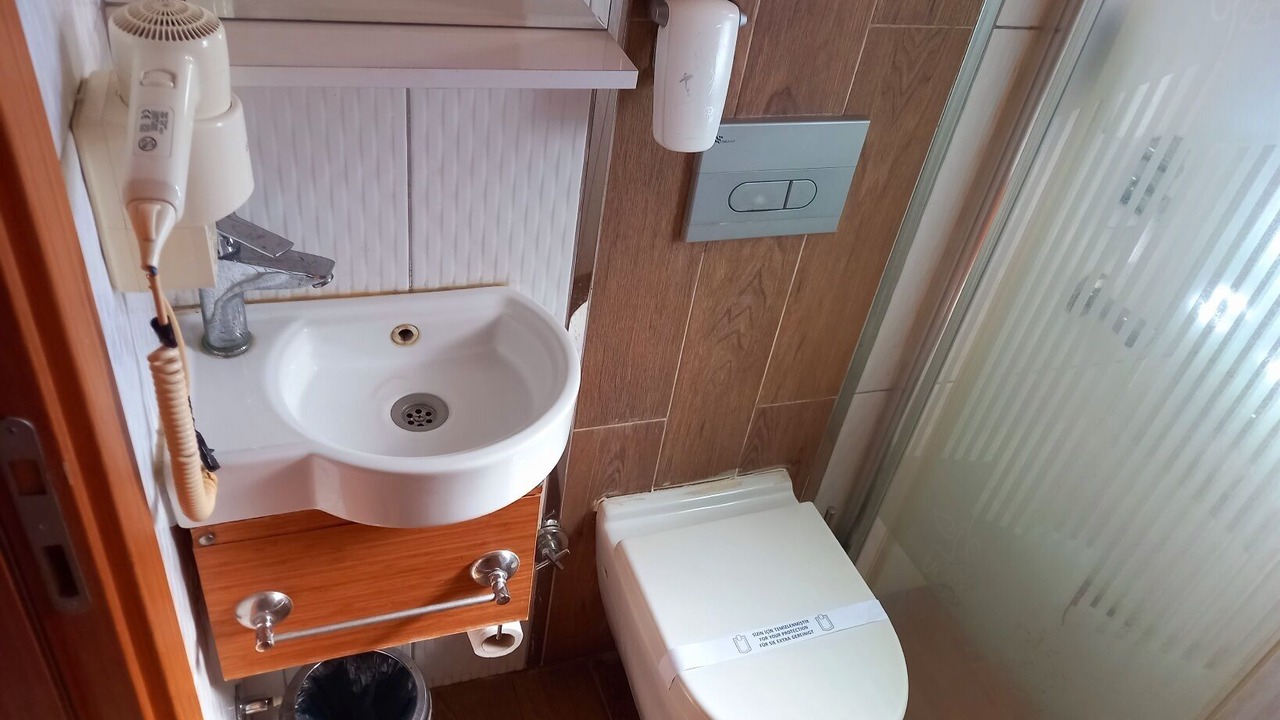 Photo of Bathroom in Yenifoca
