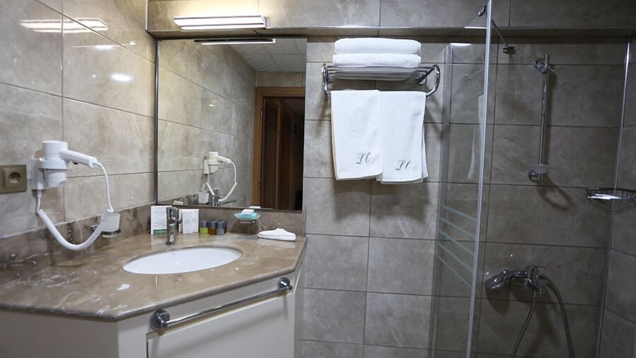 Photo of Bathroom in Konak