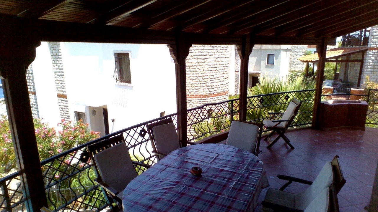 Photo of Patio Balcony in Golturkbuku