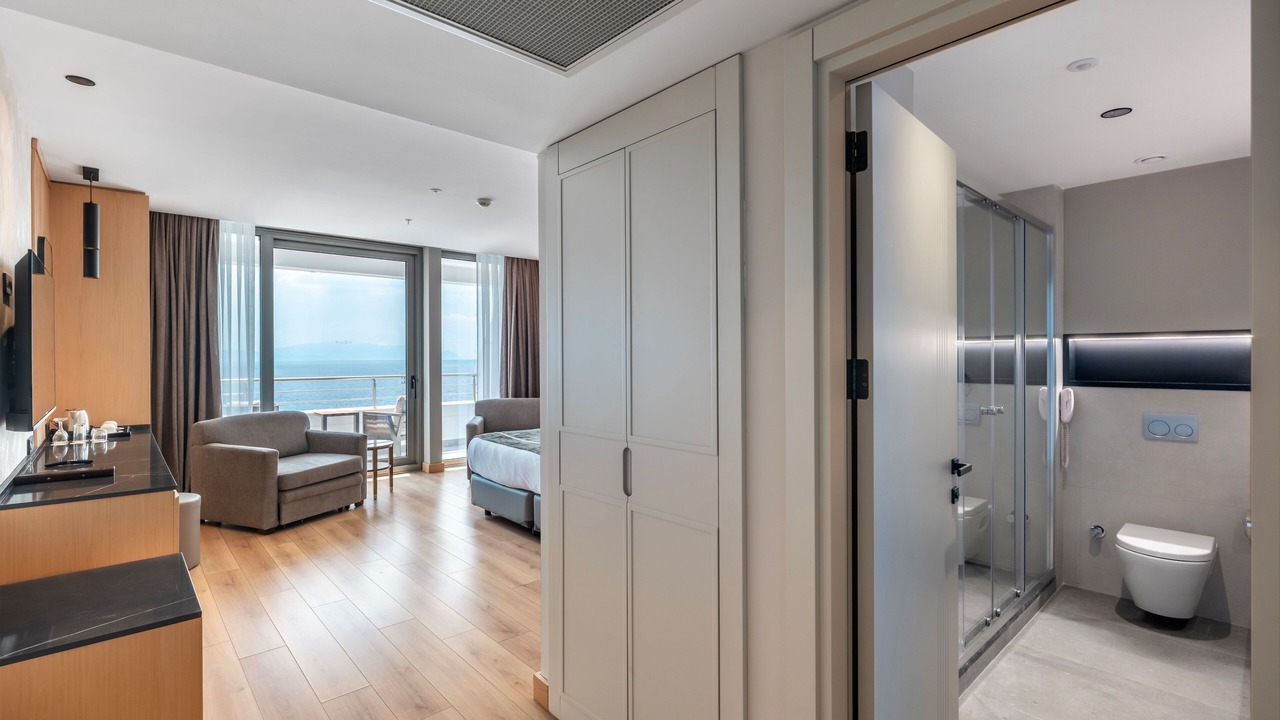 Photo of Bedroom in Kusadasi City Centre