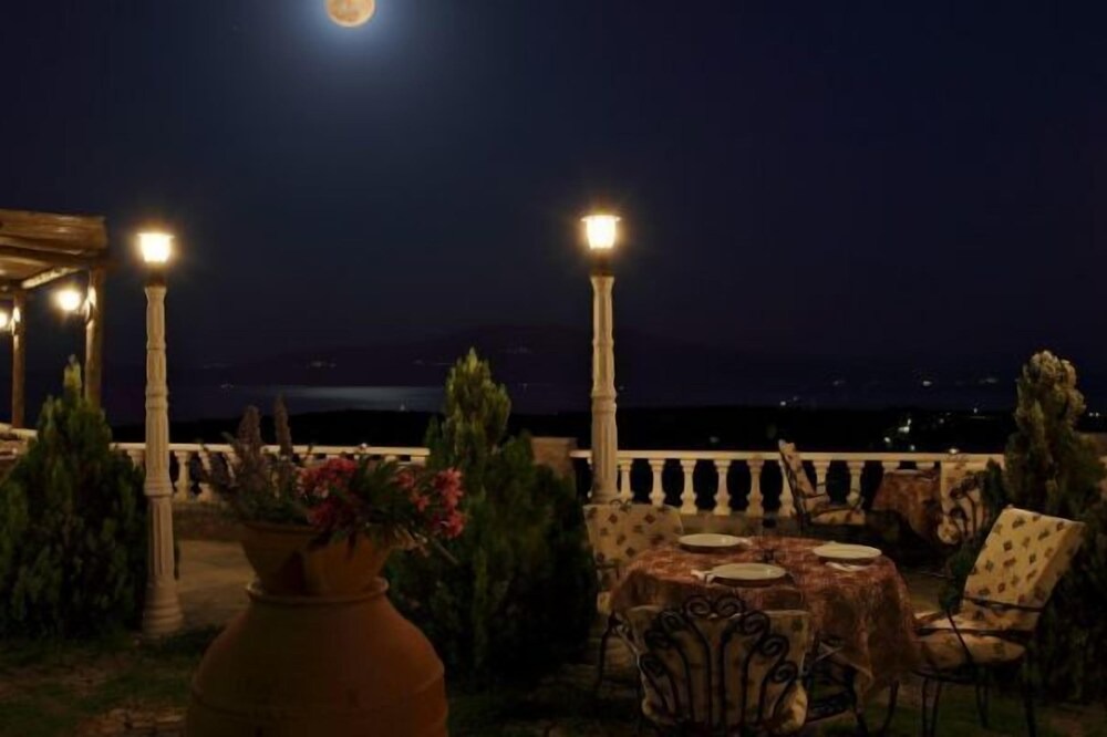 Photo of Patio Balcony in Ayvacik