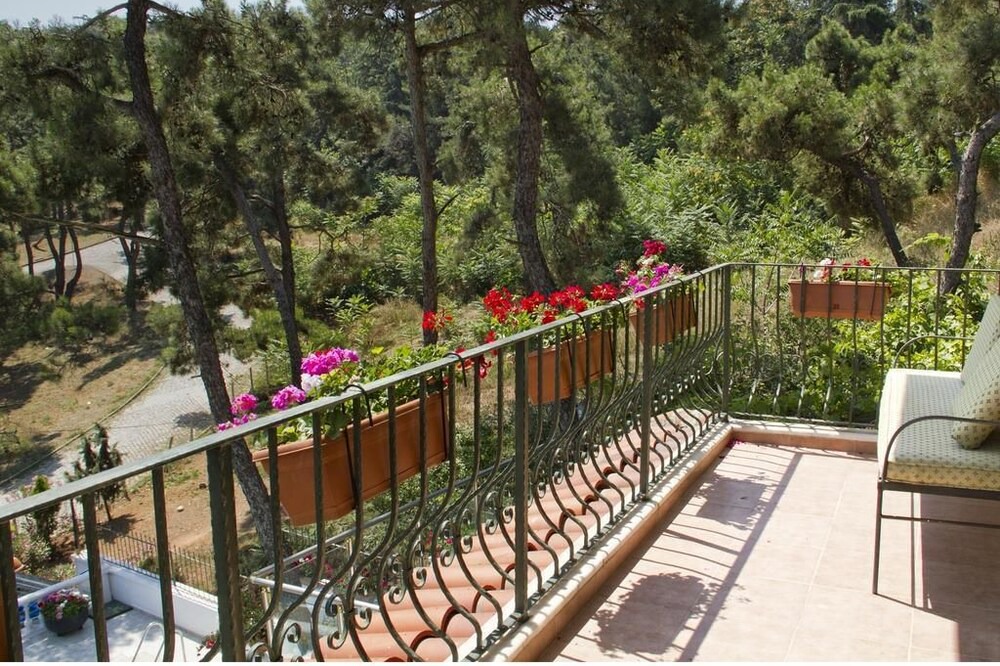 Photo of Outdoor in Adalar