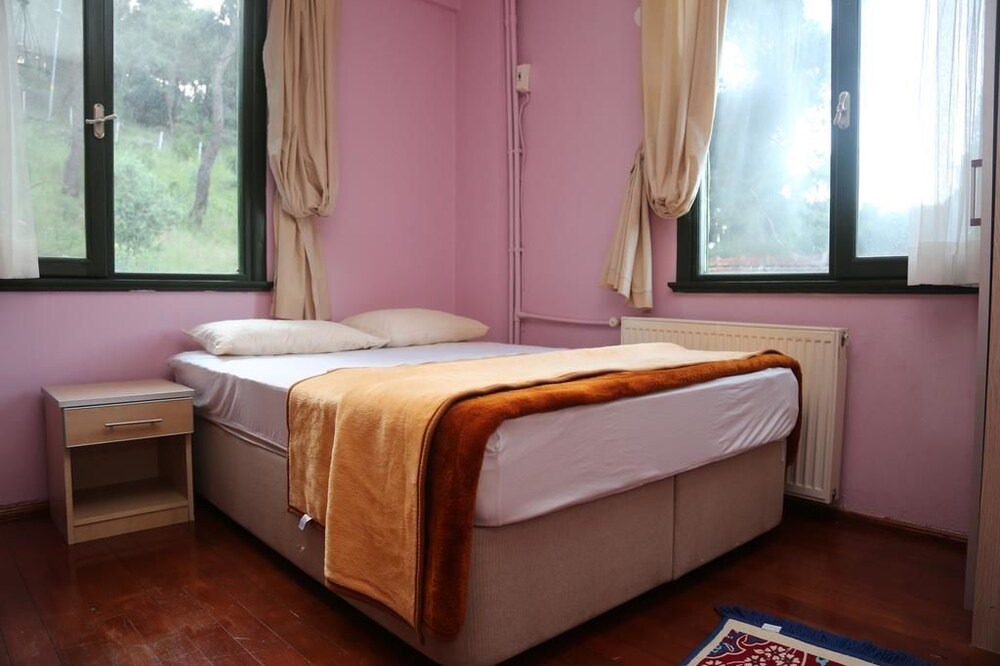Photo of Bedroom in Adalar