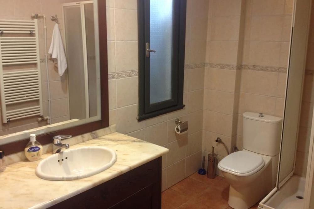 Photo of Bathroom in Adalar