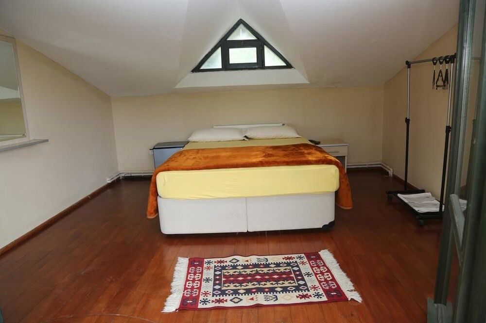 Photo of Bedroom in Adalar