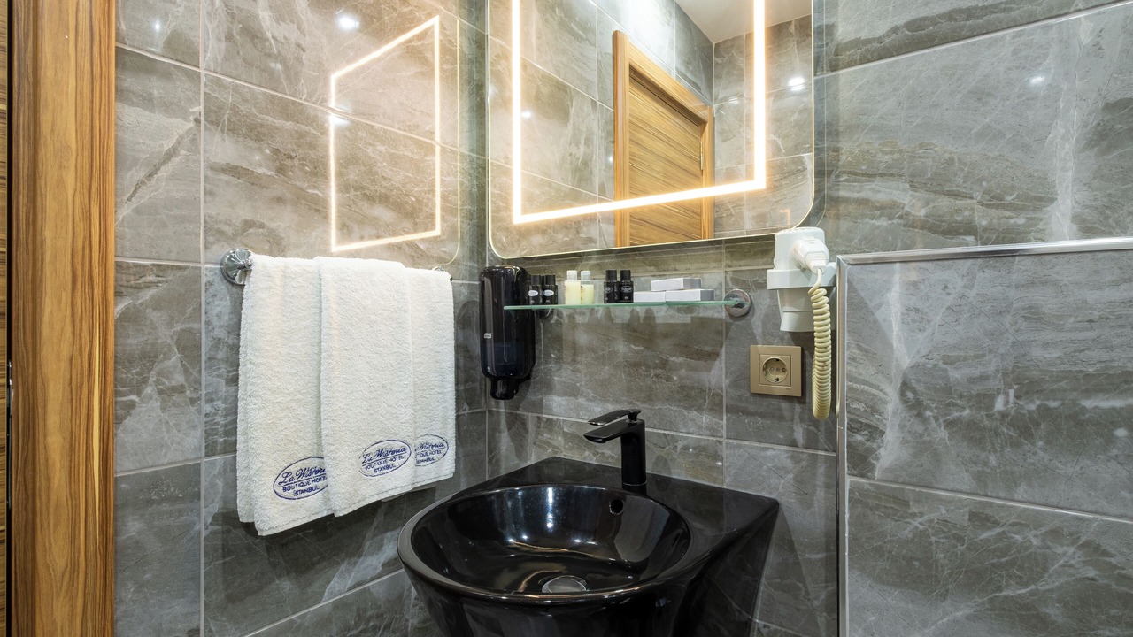 Photo of Bathroom in Cumhuriyet
