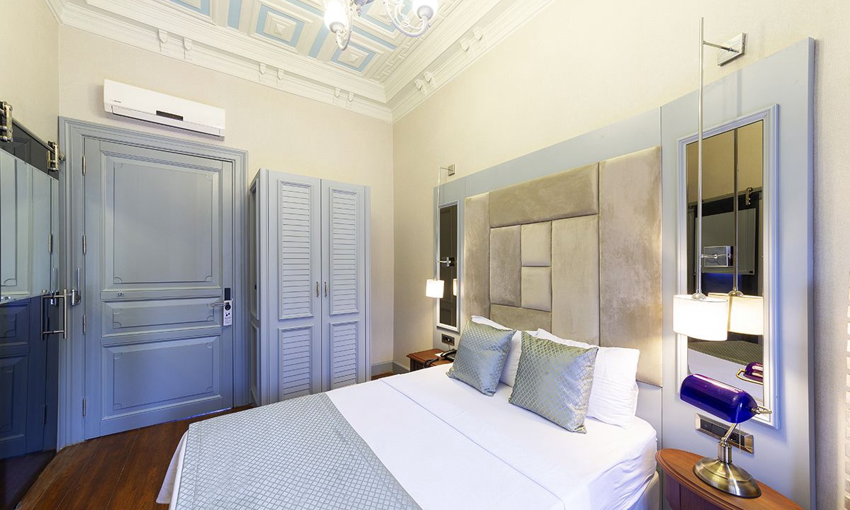 Photo of Bedroom in Adalar