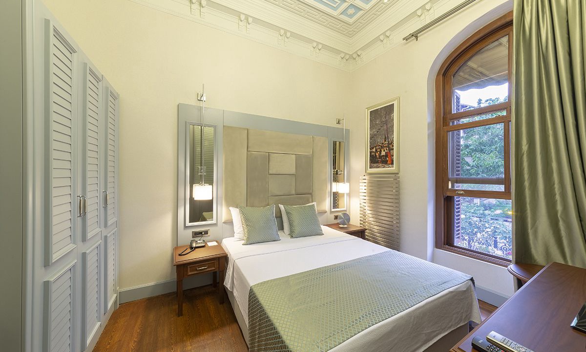 Photo of Bedroom in Adalar