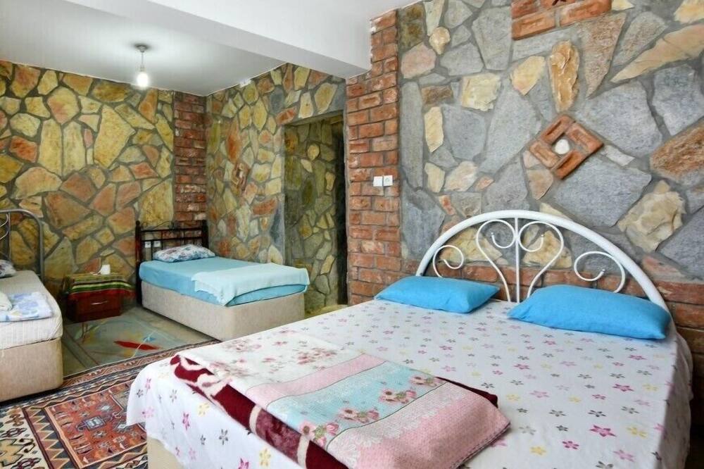 Photo of Bedroom in Edremit