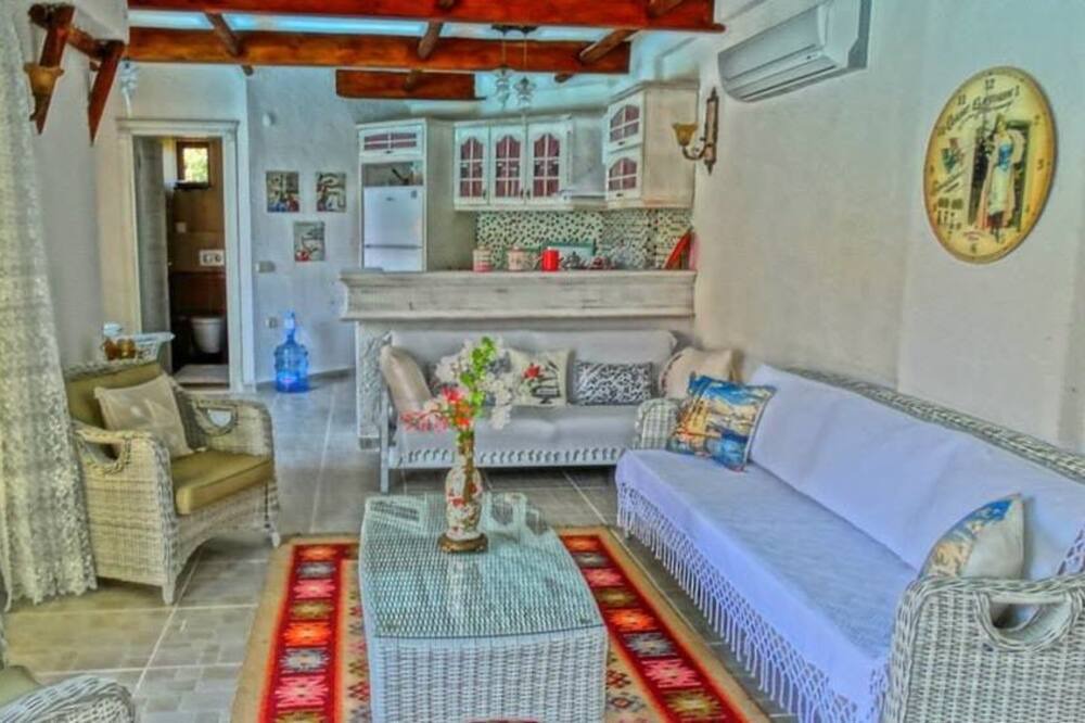 Photo of Livingroom in Bozburun