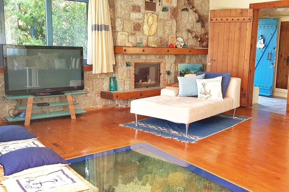 Photo of Livingroom in Bozburun