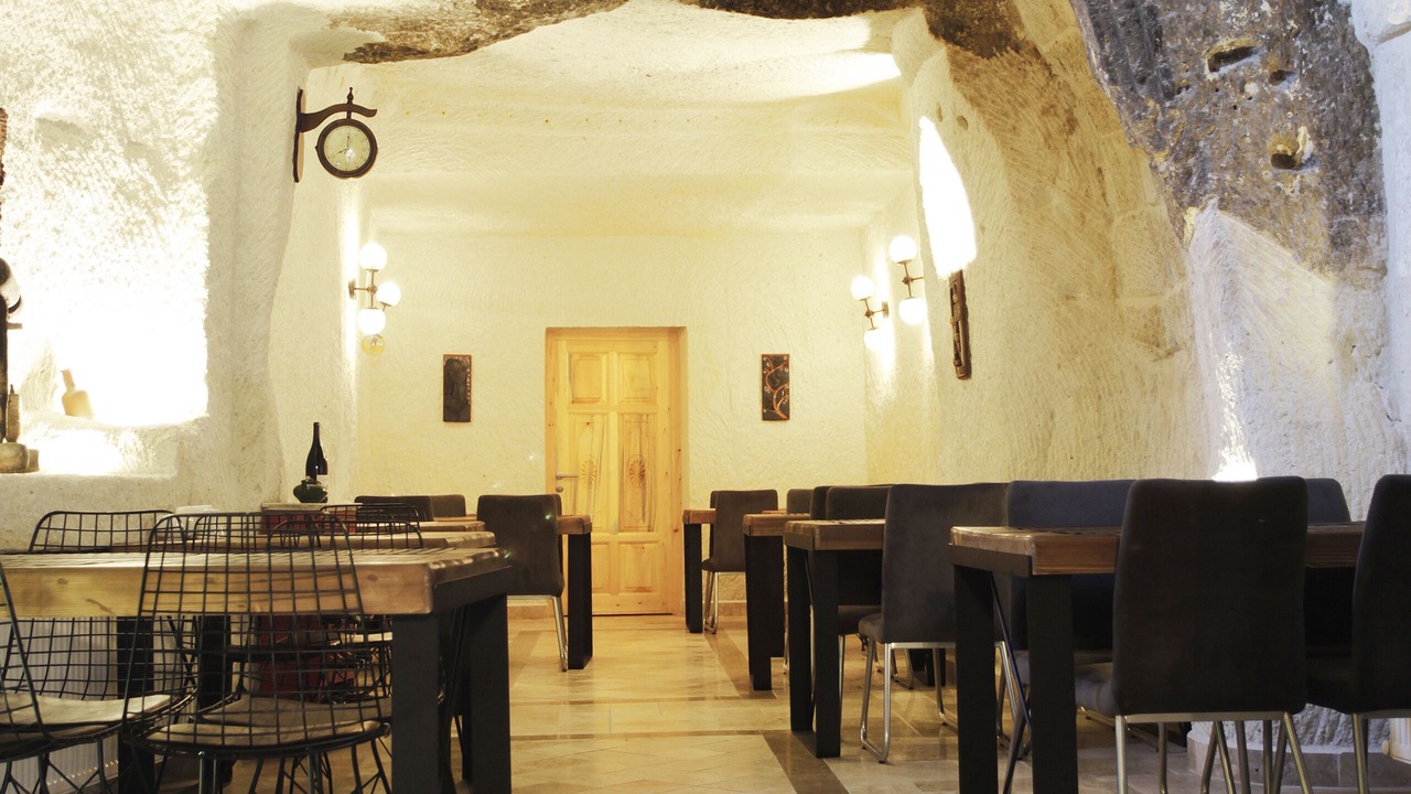 Photo of Others in Cavusin