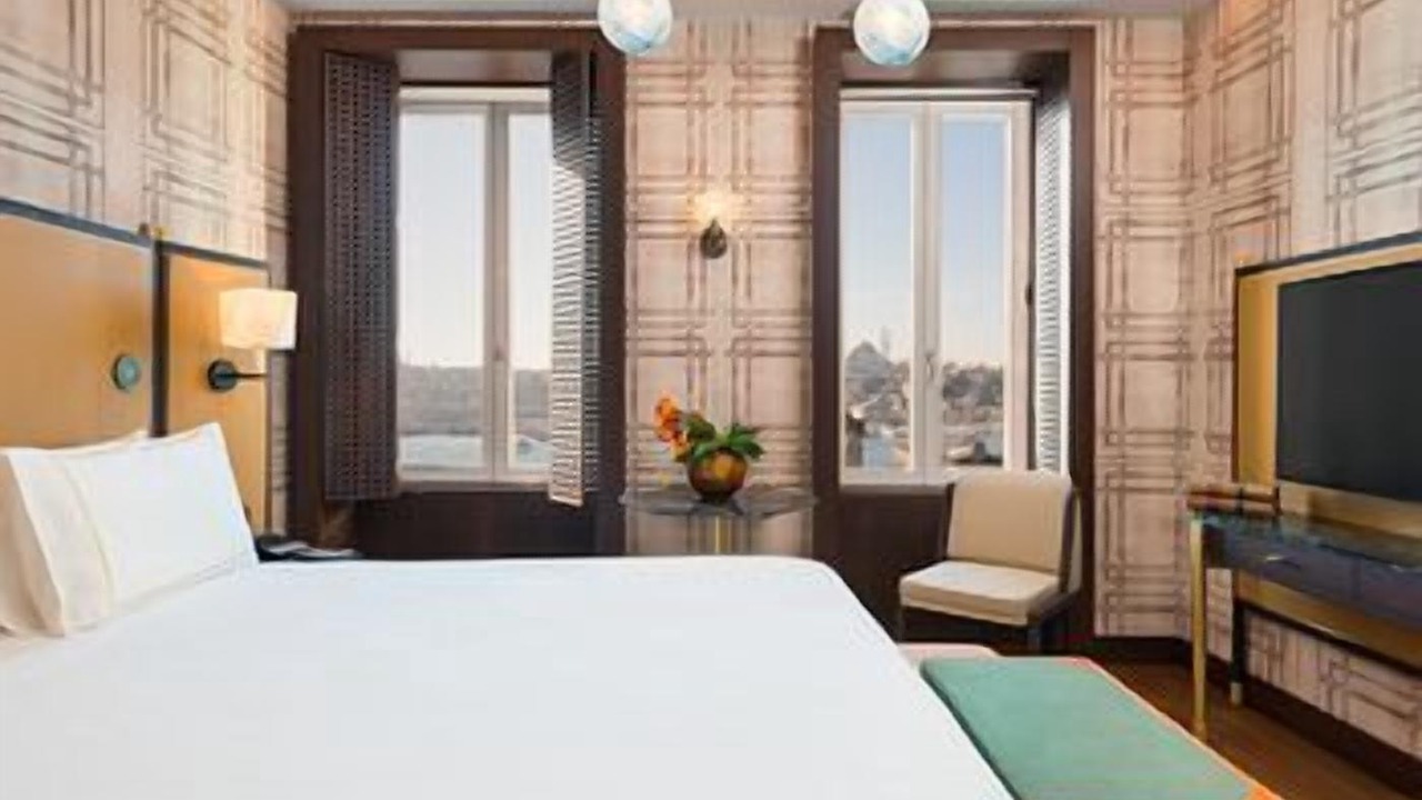 Photo of Bedroom in Galata