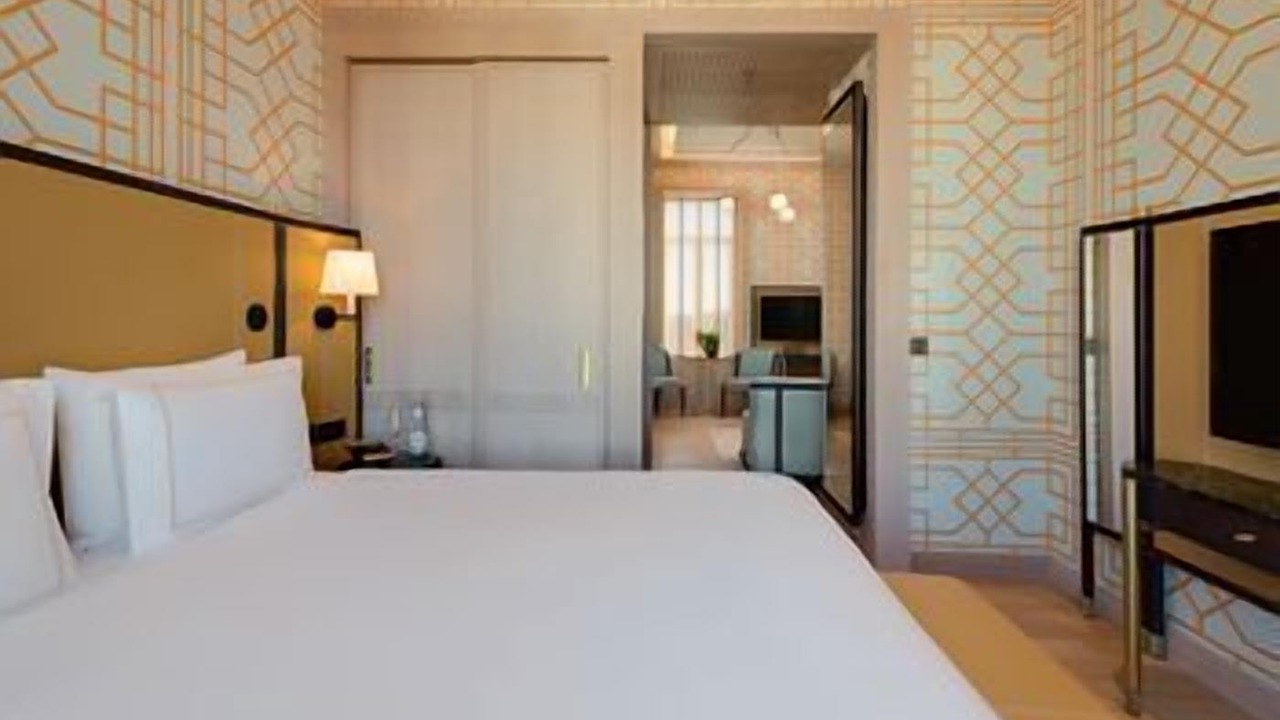 Photo of Bedroom in Galata
