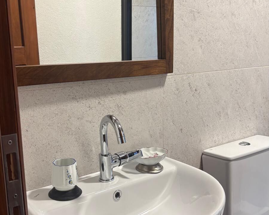 Photo of Bathroom in Behram