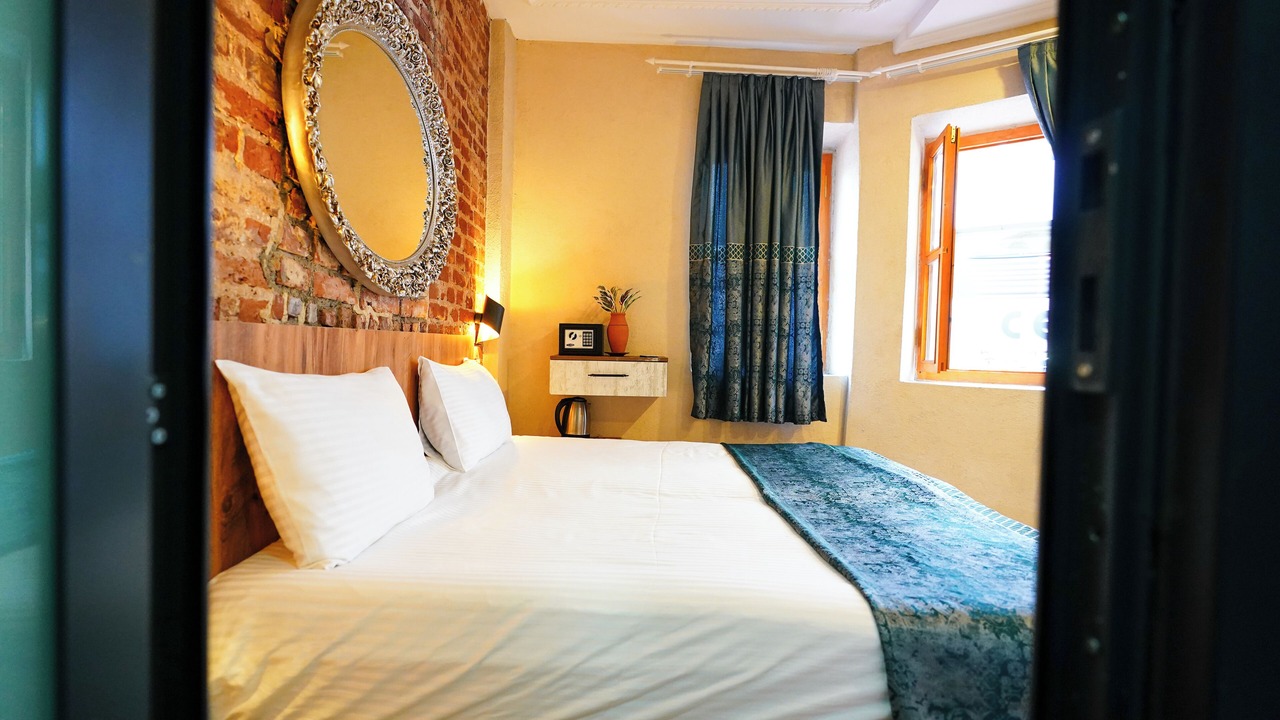 Photo of Bedroom in Galata