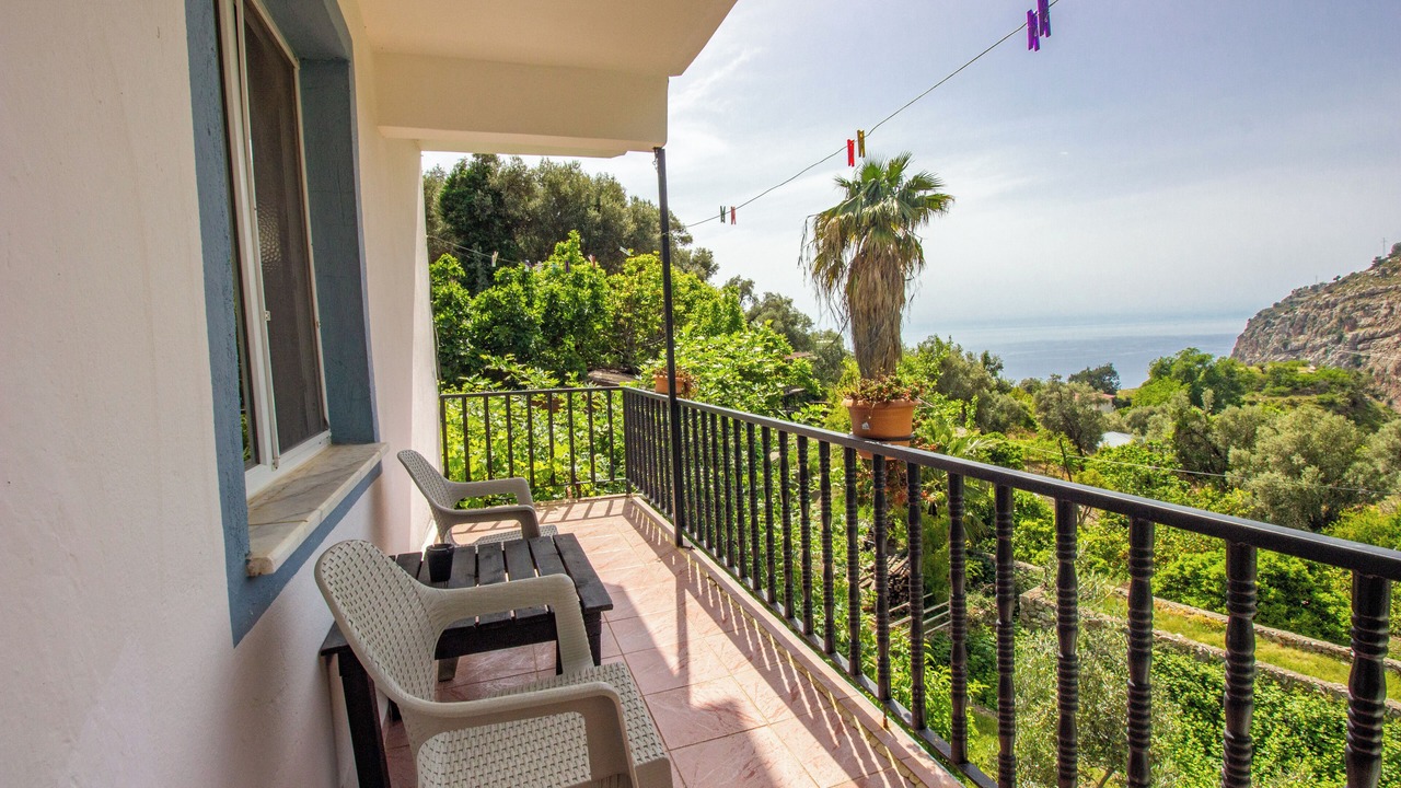 Photo of Patio Balcony in Faralya