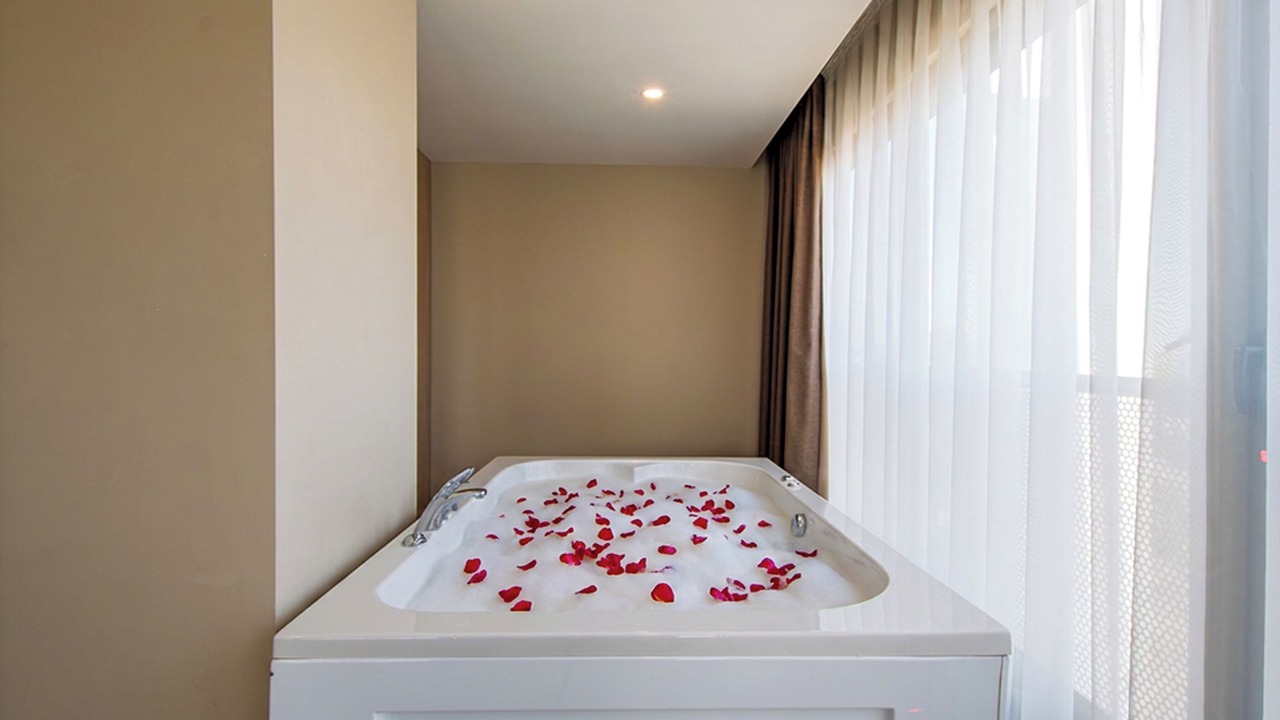 Photo of Bedroom in Side
