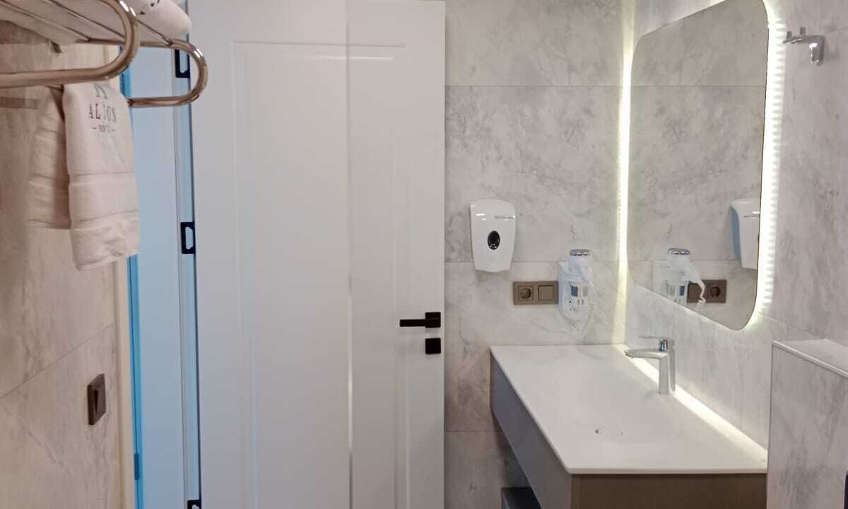Photo of Bathroom in Izmir City Centre
