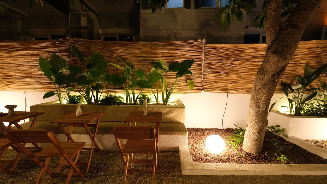 Photo of Outdoor in Side