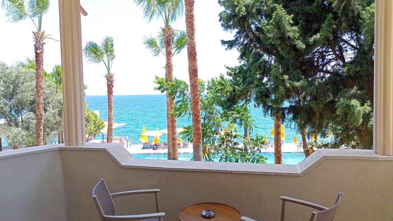 Photo of Patio Balcony in Artikli