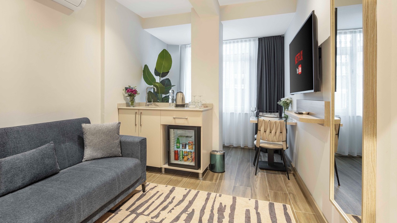 Photo of Bedroom in Bomonti