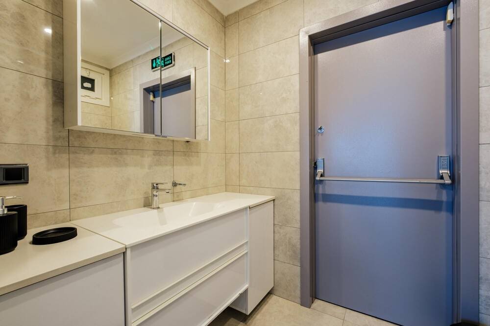 Photo of Bathroom in Fenerbahce