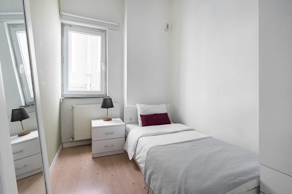 Photo of Bedroom in Pera