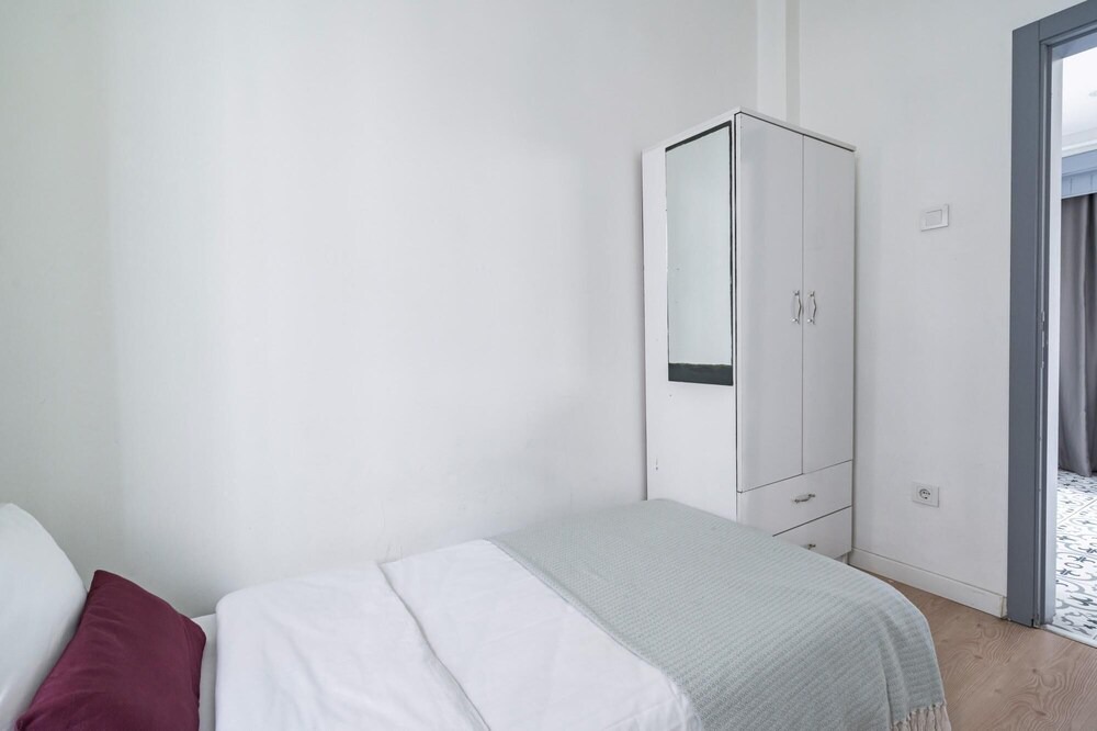 Photo of Bedroom in Pera