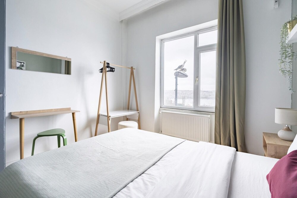 Photo of Bedroom in Pera