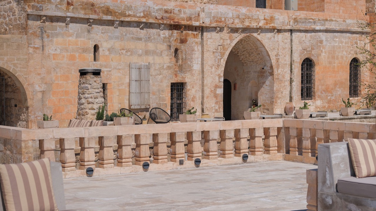 Photo of Patio Balcony in Mardin City Centre