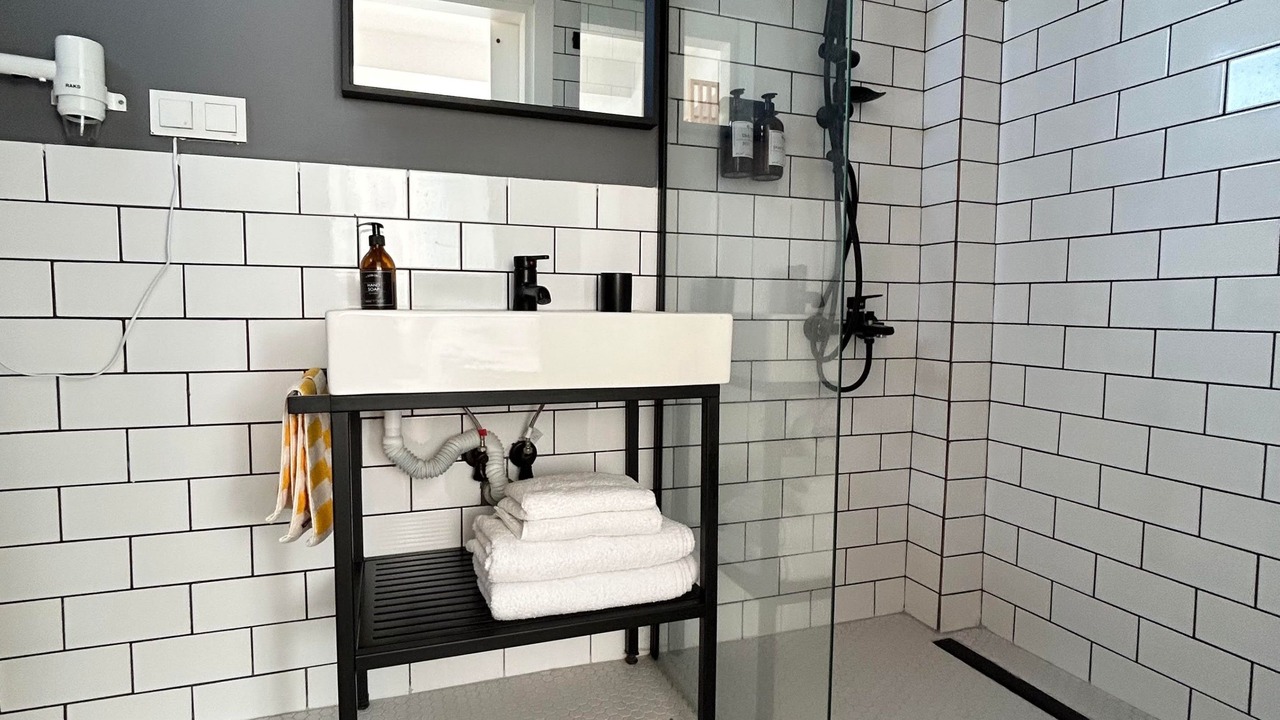 Photo of Bathroom in Ezine