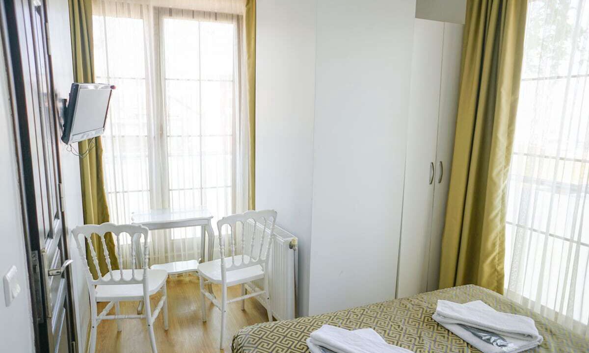 Photo of Bedroom in Adalar