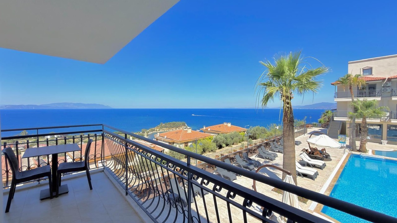 Photo of Patio Balcony in Kusadasi