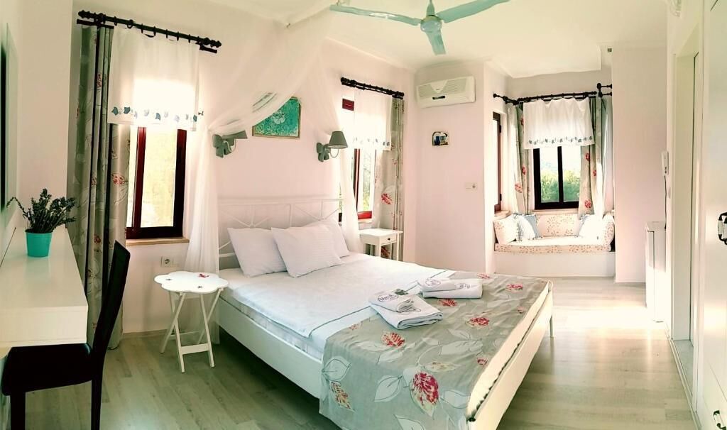 Photo of Bedroom in Selimiye