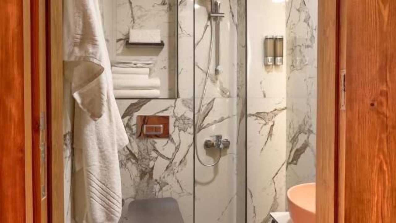 Photo of Bathroom in Kilitbahir Koyu